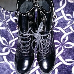 Forever 21 platform boots!